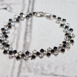 Beautiful silver with black and silver rhinestones bracelet 6.75"